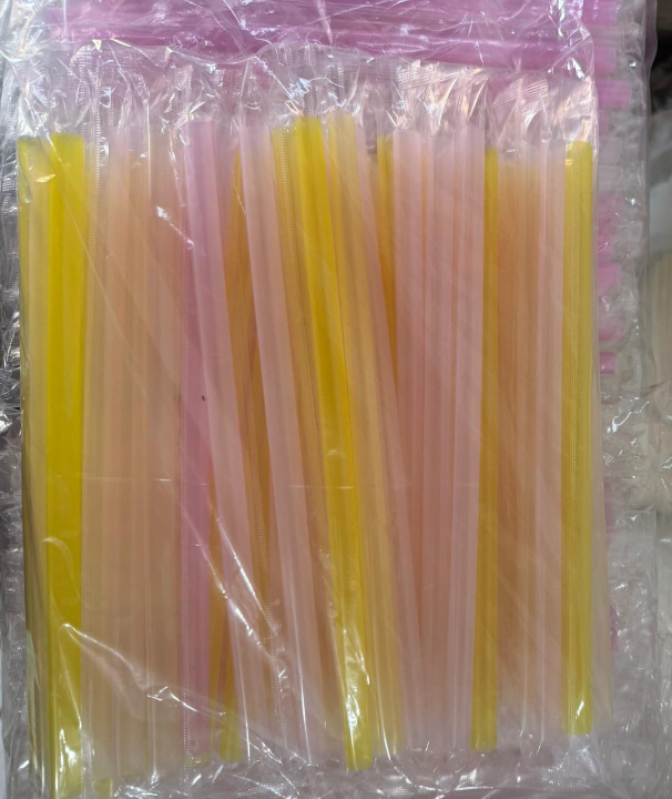 Plastic Straws thumbnail 2