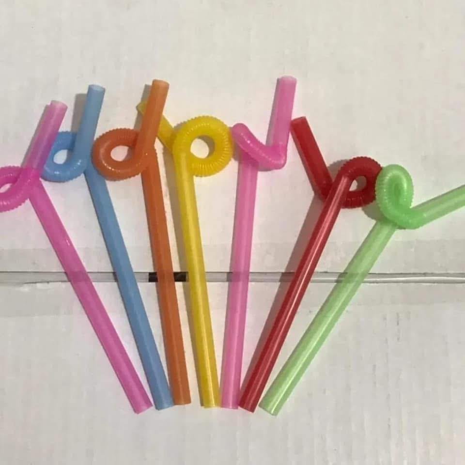 Plastic Straws thumbnail 3